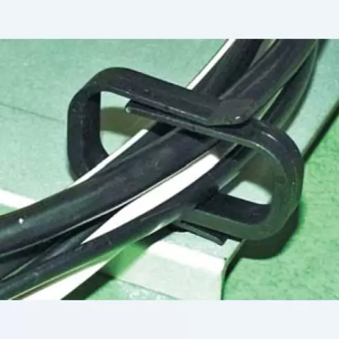 Harness clip standoff CHD15-34