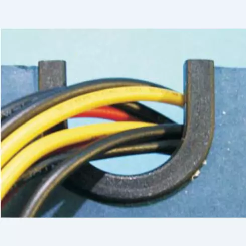 Square snap bushing SQH